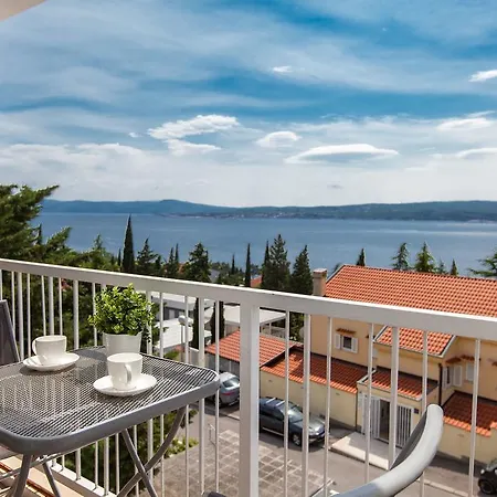 Casa Bianca Apartment Crikvenica