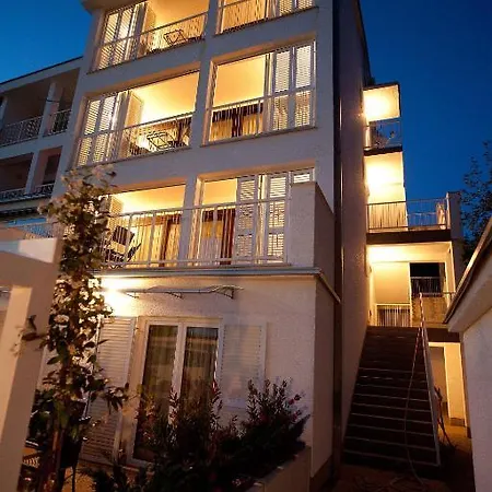 Casa Bianca Apartment Crikvenica
